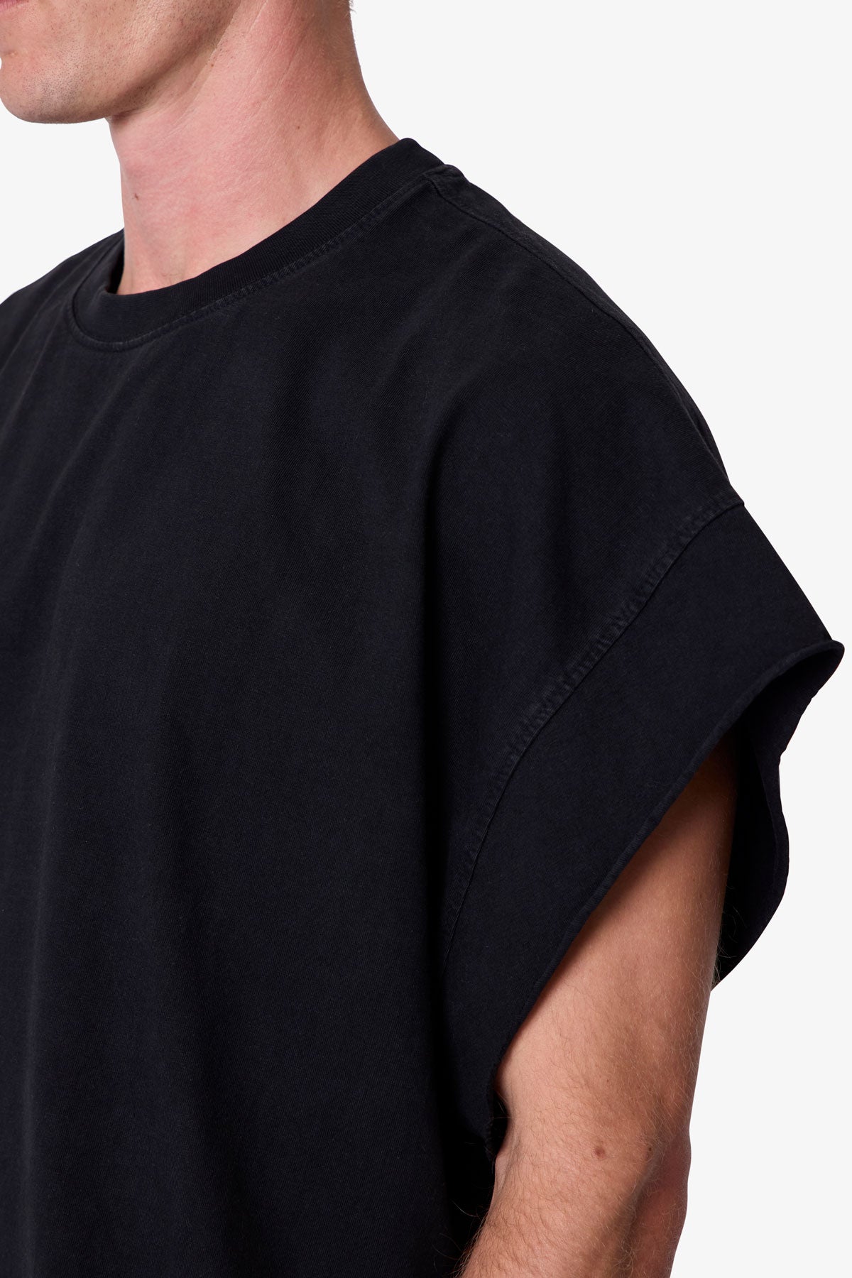 Cut Off Tee - Vintage Black
