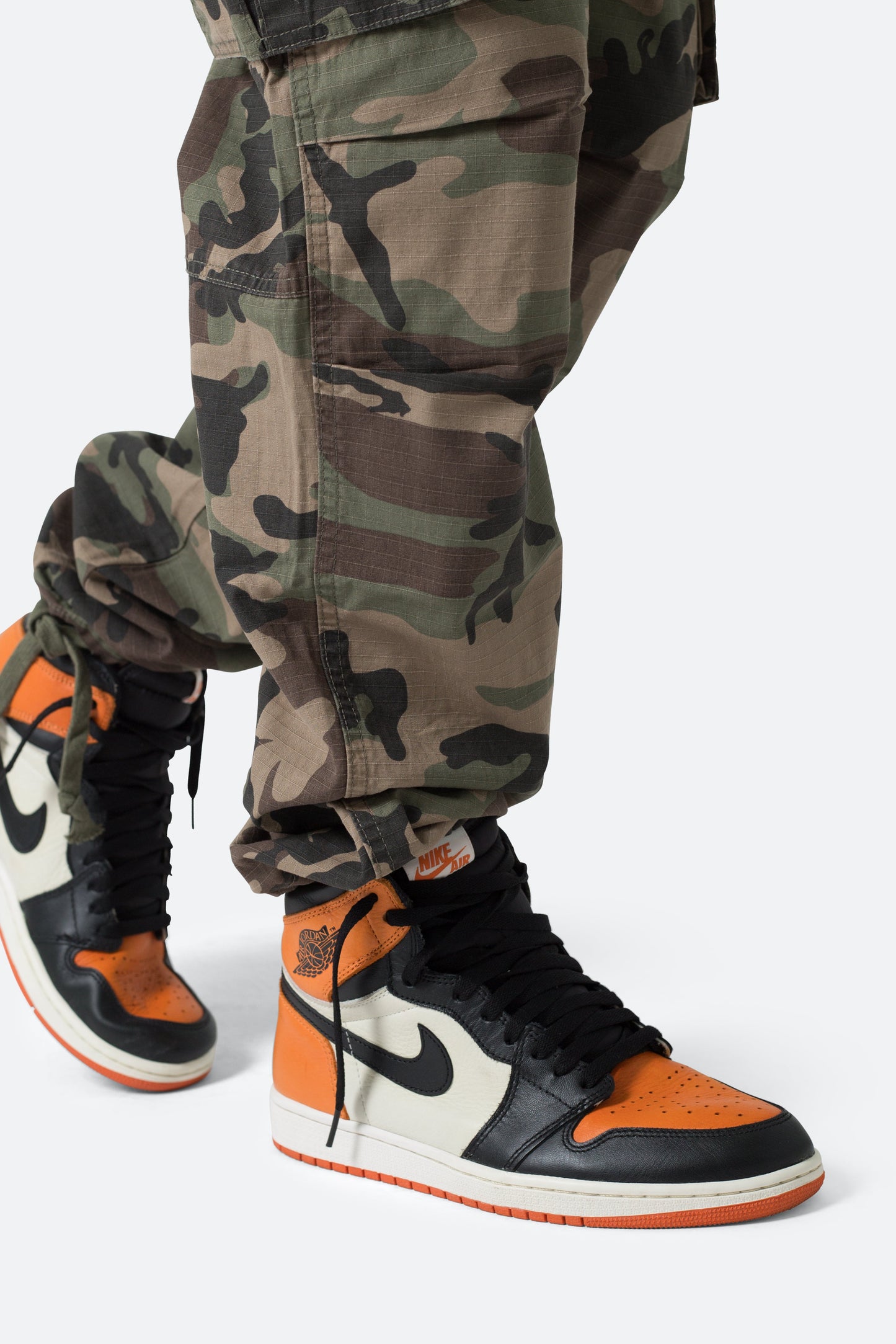 Vintage Cargo Pants - Camo
