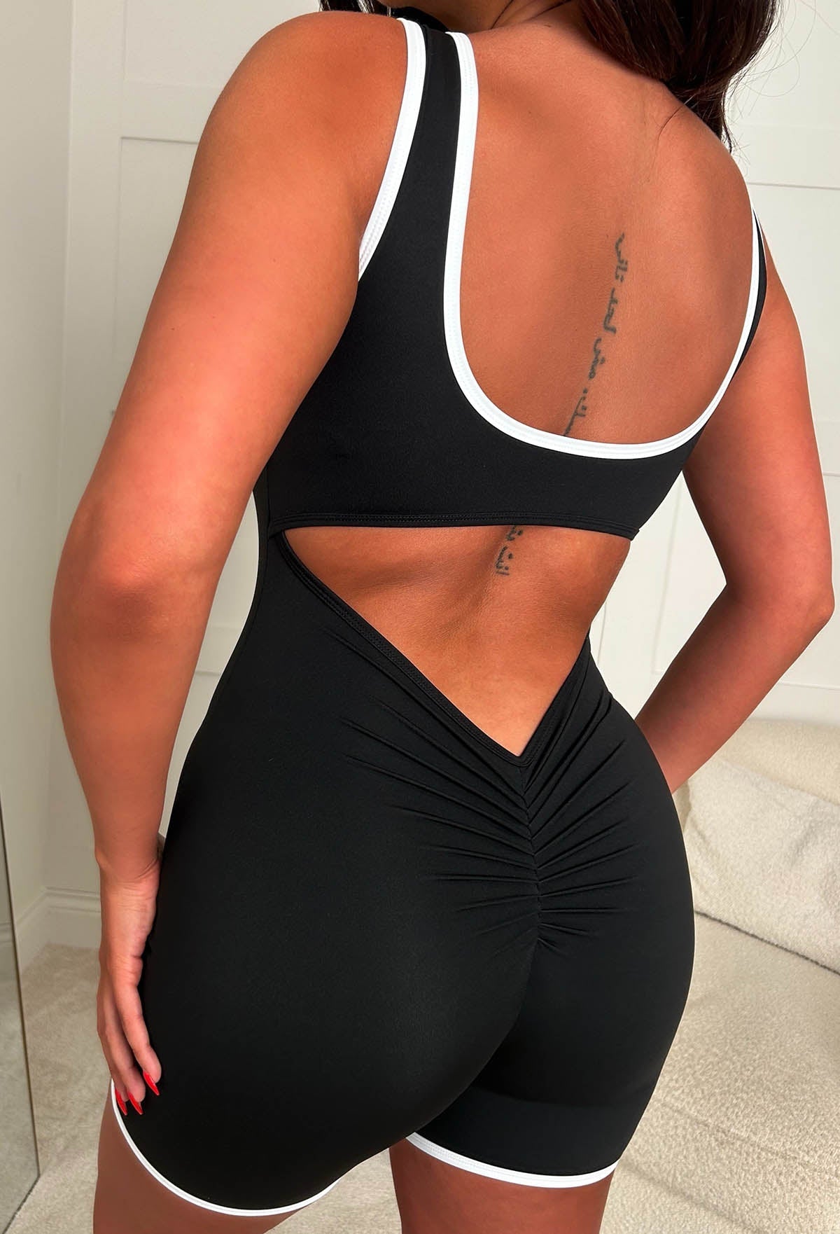 Effortless Style Black Contrast Edge Ruched Unitard