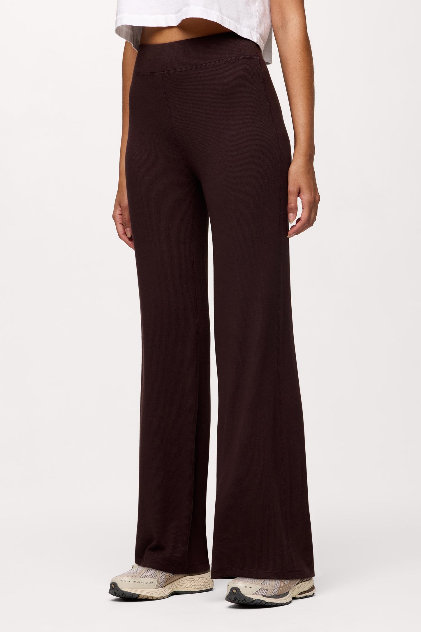 Slinky Rib Streamline Pant | Espresso