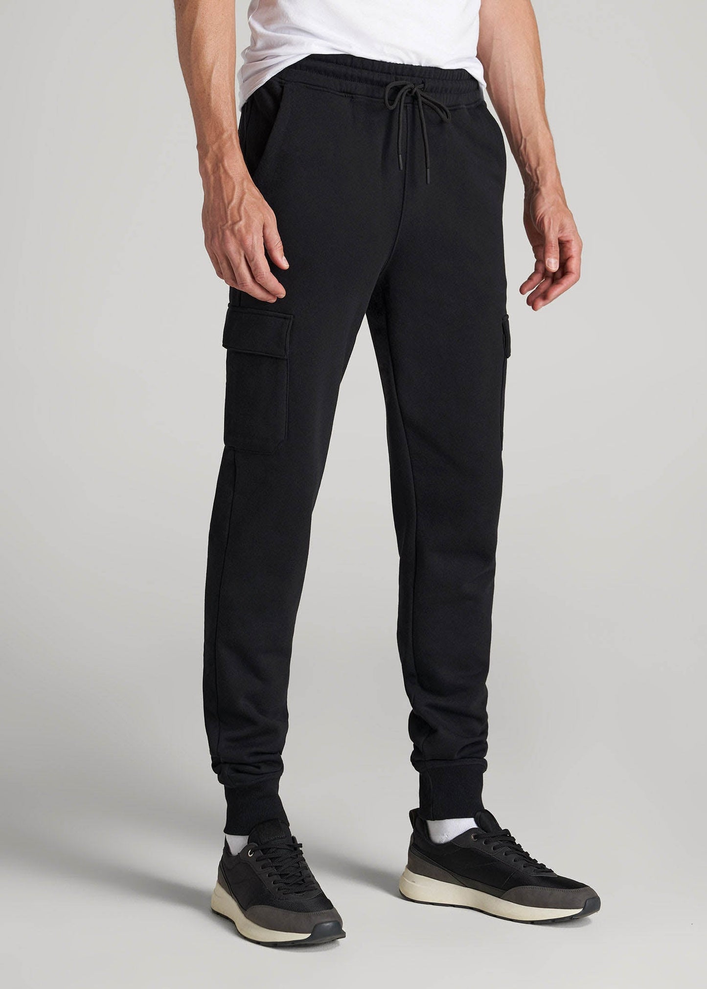 Wearever Fleece Cargo Jogger For Tall Men in Black