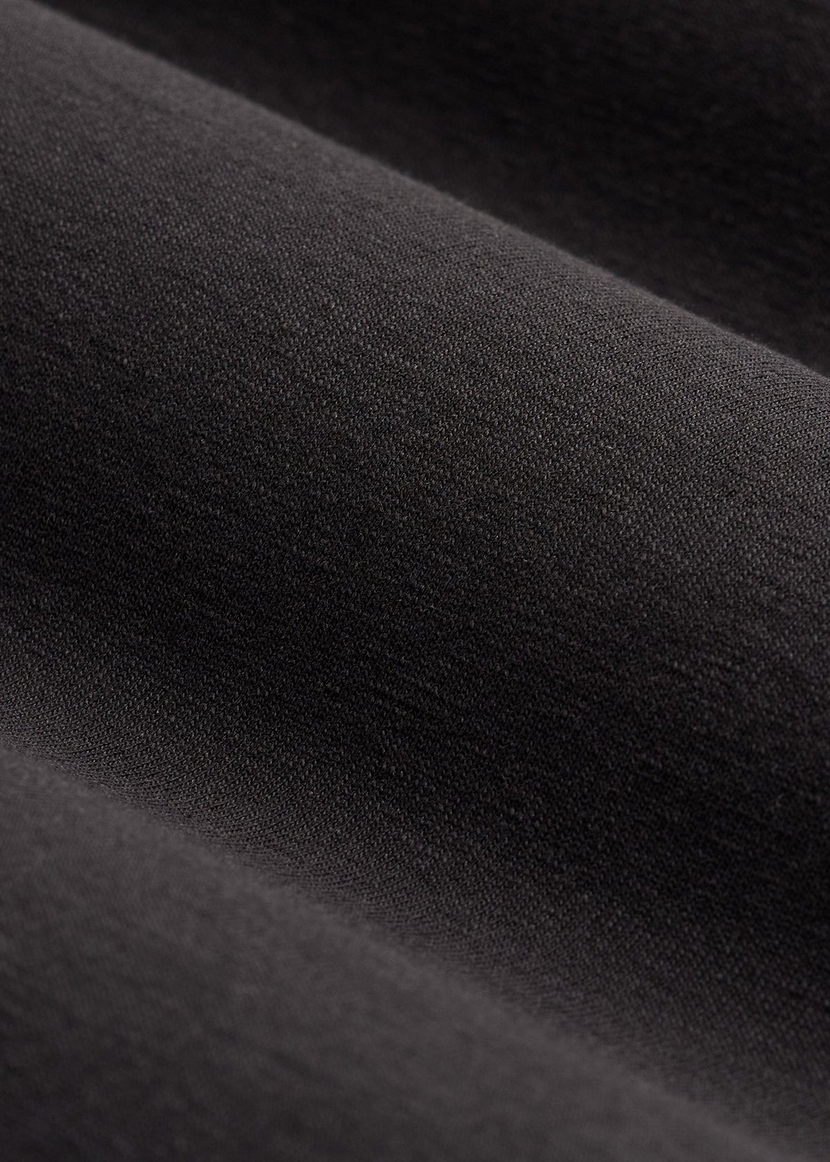 The Essential Slim Fit Crewneck Tee for Tall Men in Black