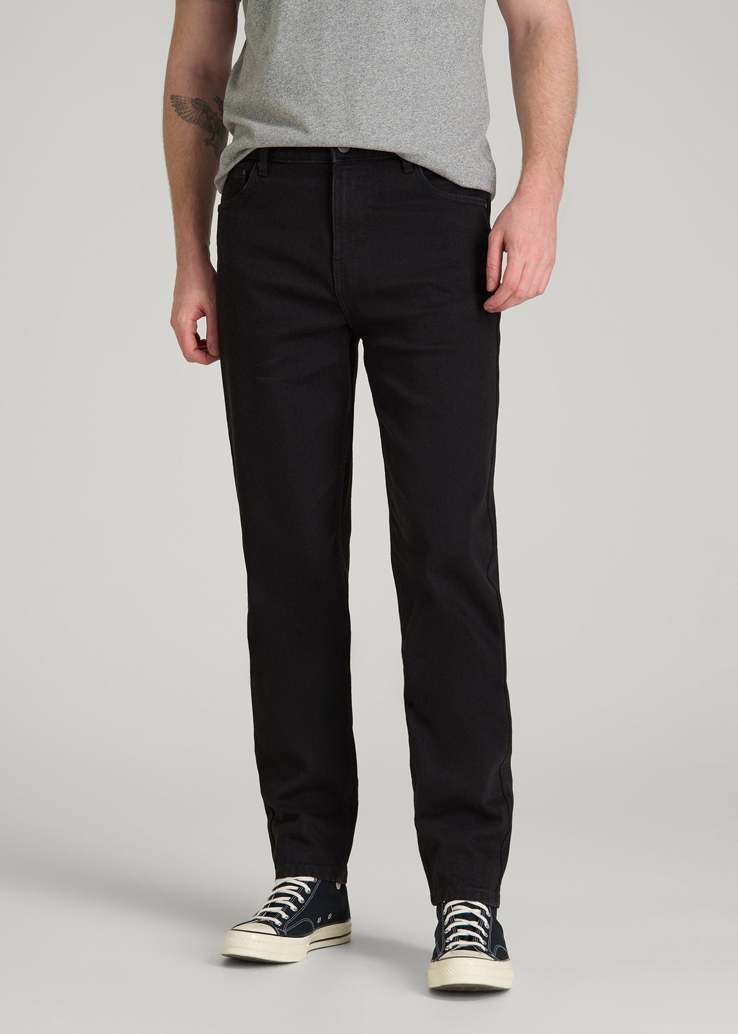MILO Relaxed Tapered Fit Jeans for Tall Men in Optimum Black