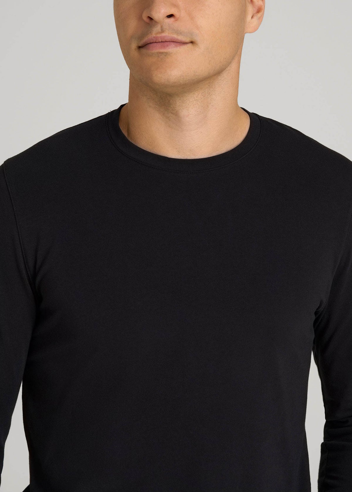 The Essential Modern Fit Crewneck Long Sleeve Tee for Tall Men in Black