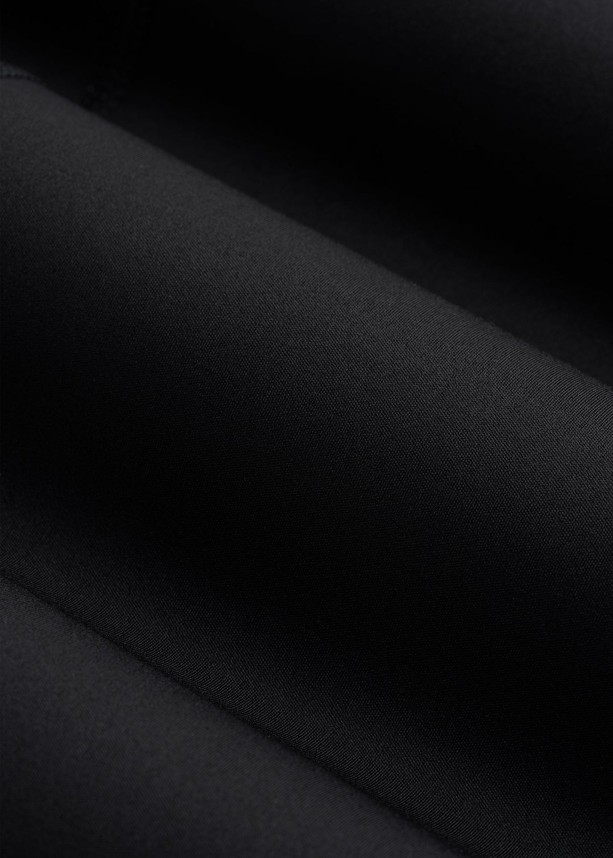 Quarter Zip Long Sleeves Rashguard for Tall Men in Deep Black