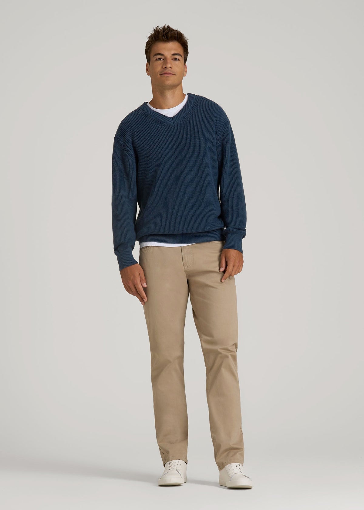 Ribbed Knit V-Neck Sweater for Tall Men in Navy Blue