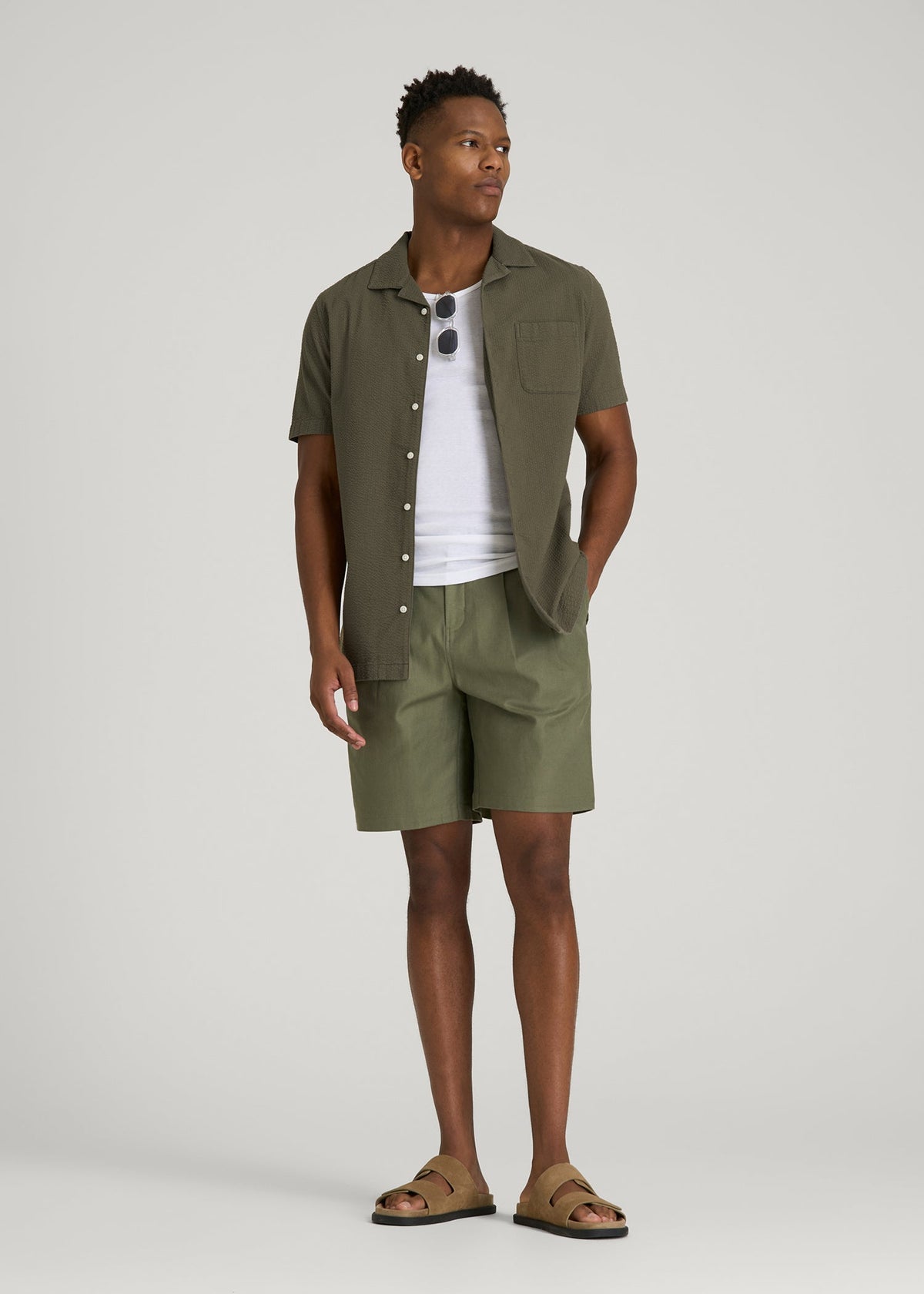 Seersucker Camp Collar Short Sleeve Shirt for Tall Men in Olive