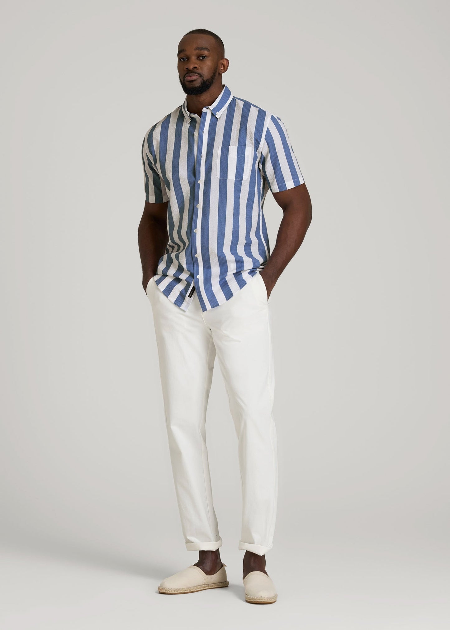 Seersucker Short Sleeve Shirt for Tall Men in Periwinkle Blue Stripe