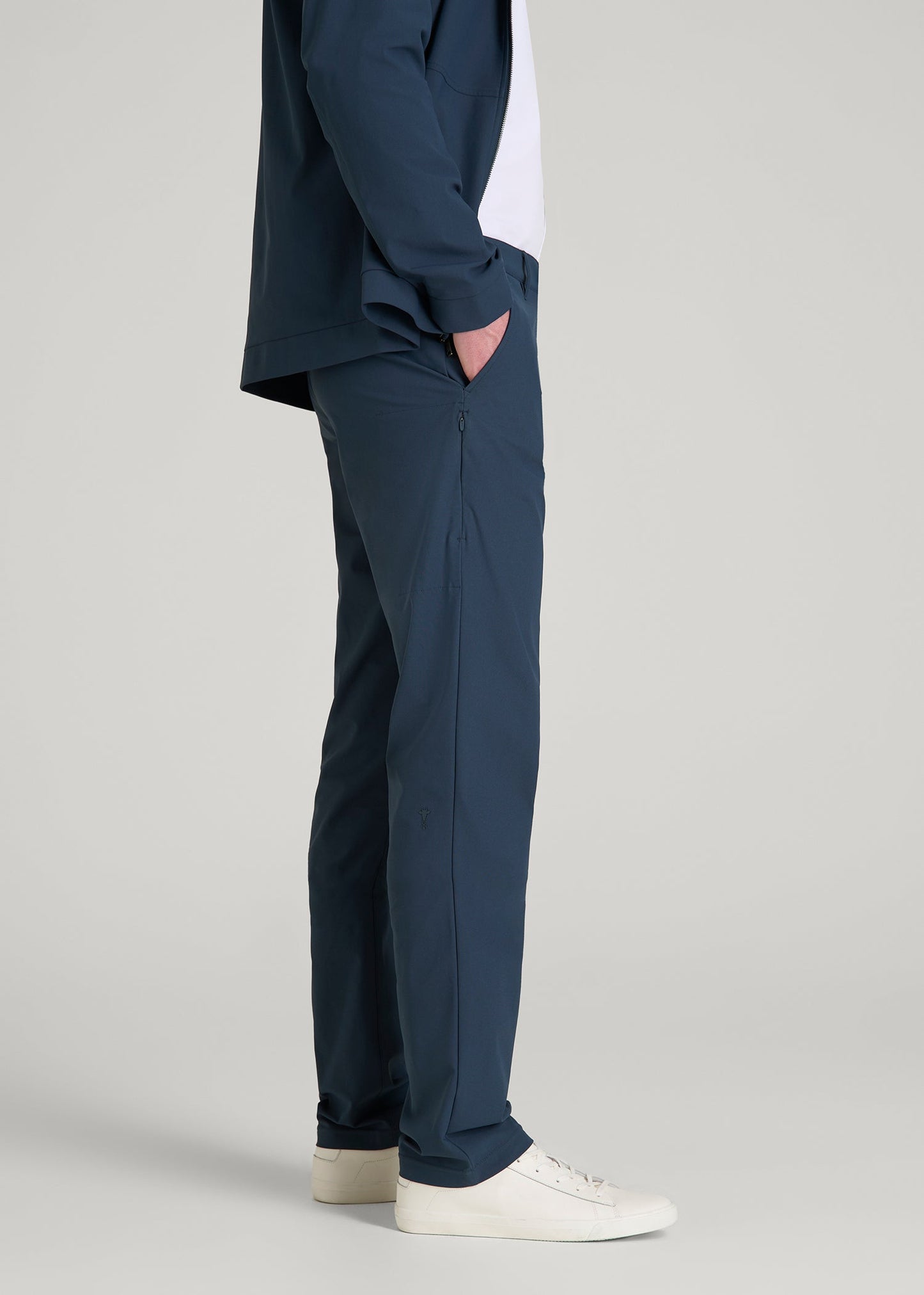 Traveler Chino 2.0 for Tall Men in Navy Blue