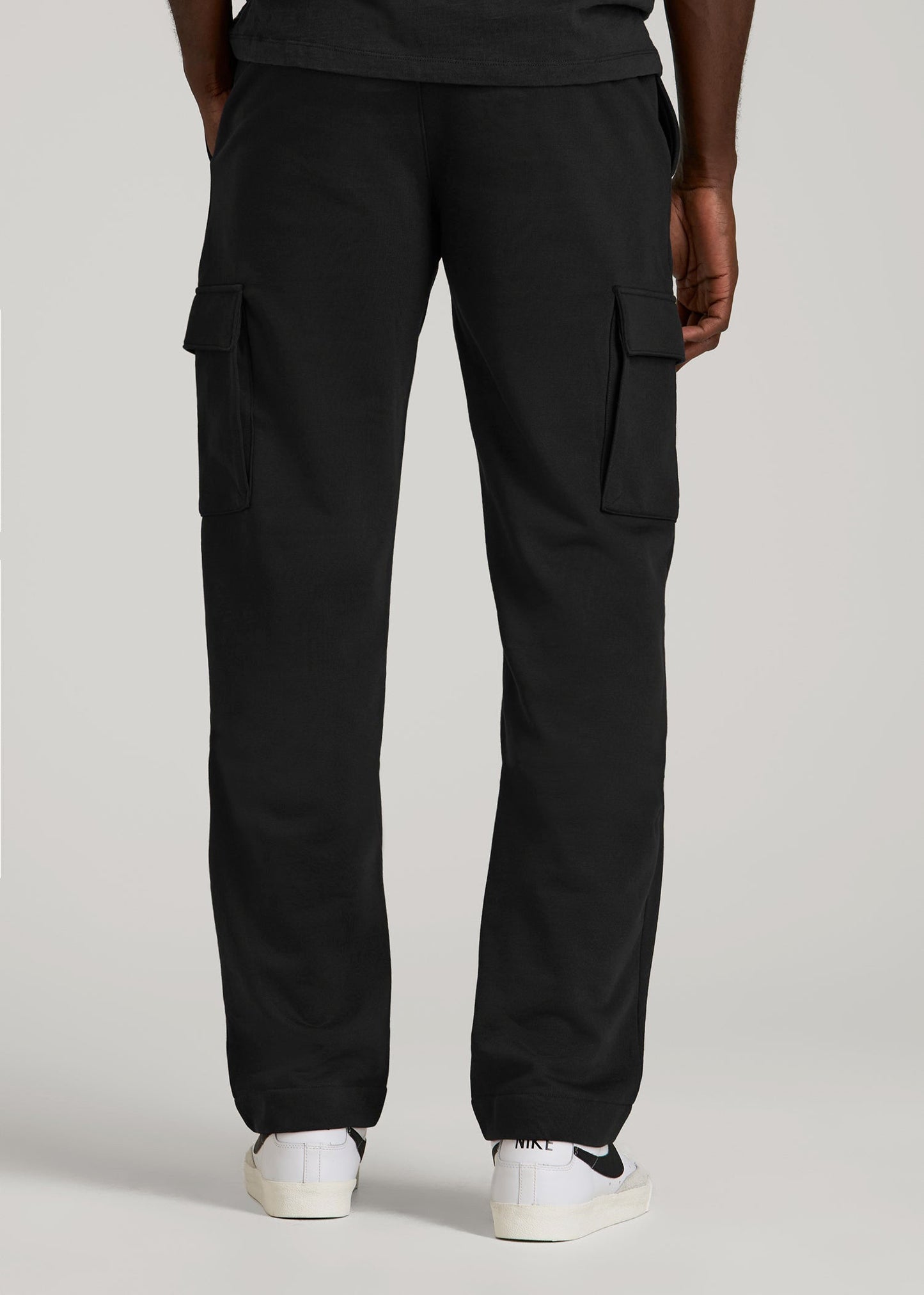 Wearever Fleece Straight Leg Cargo Sweatpant for Tall Men in Black