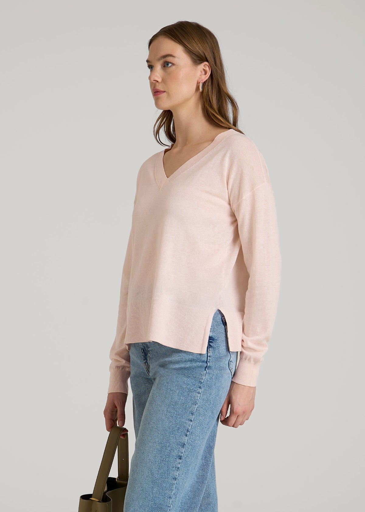 Linen Blend Split Hem V-Neck Sweater for Tall Women in Hush Pink
