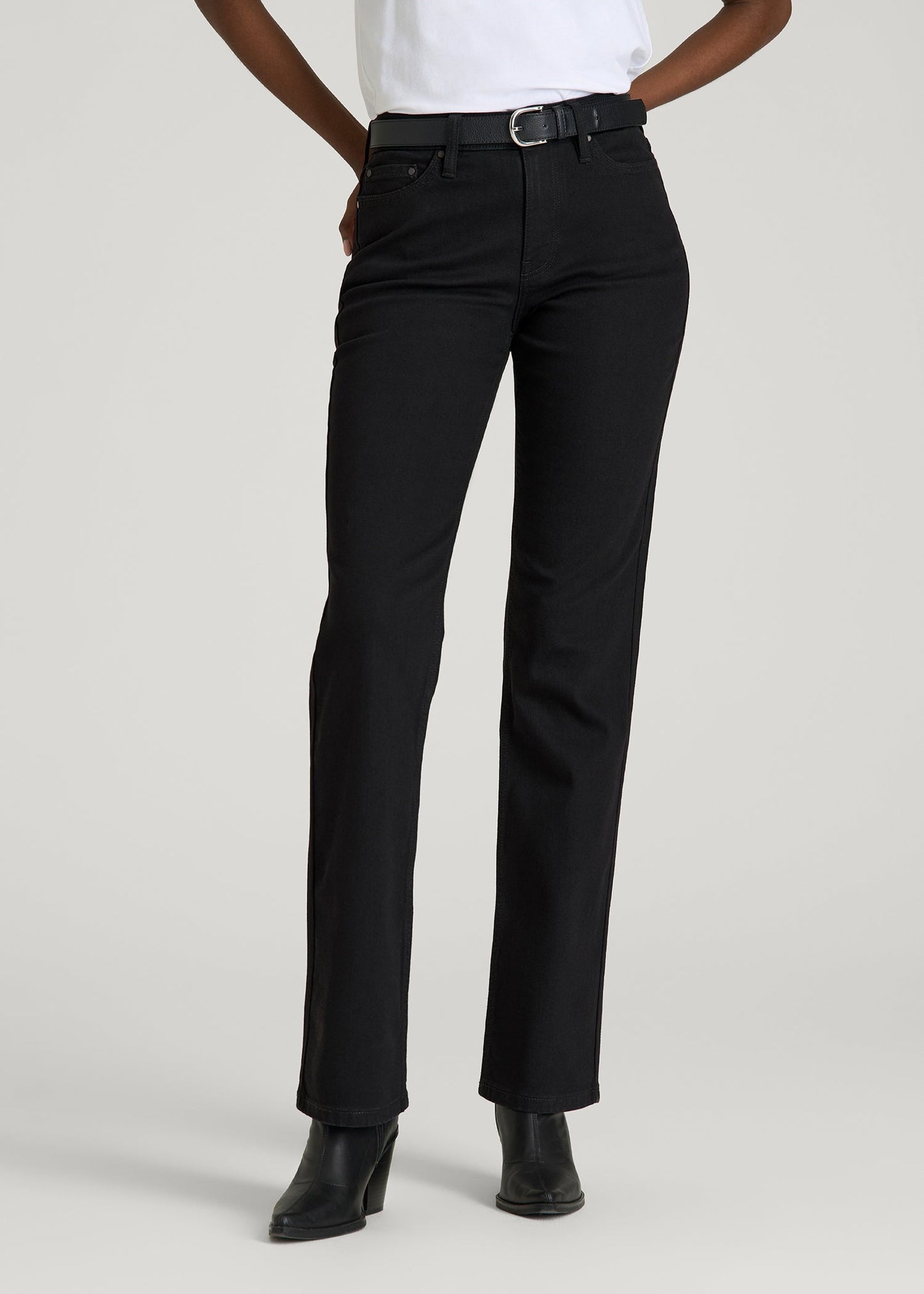 Mid-Rise Straight Fit Jeans for Tall Women in Optimum Black