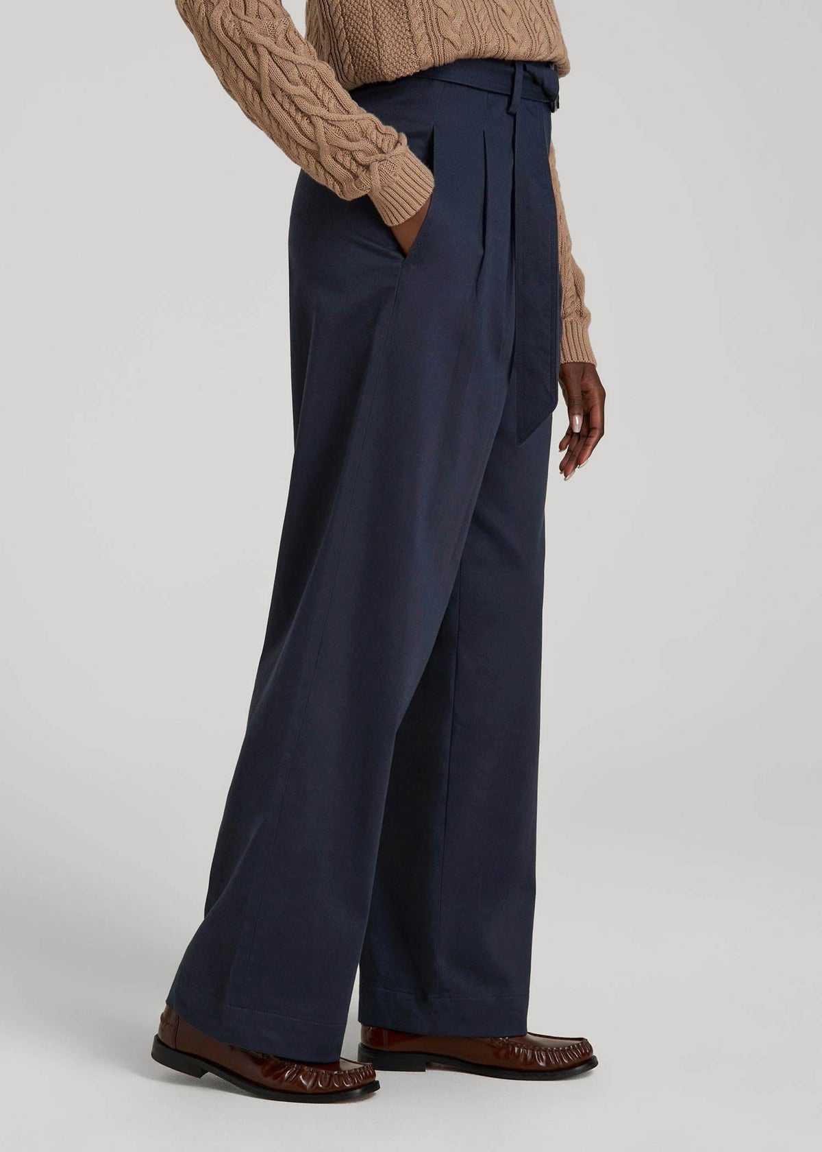 Pleated Wide Leg Chino With Belt for Tall Women in True Navy