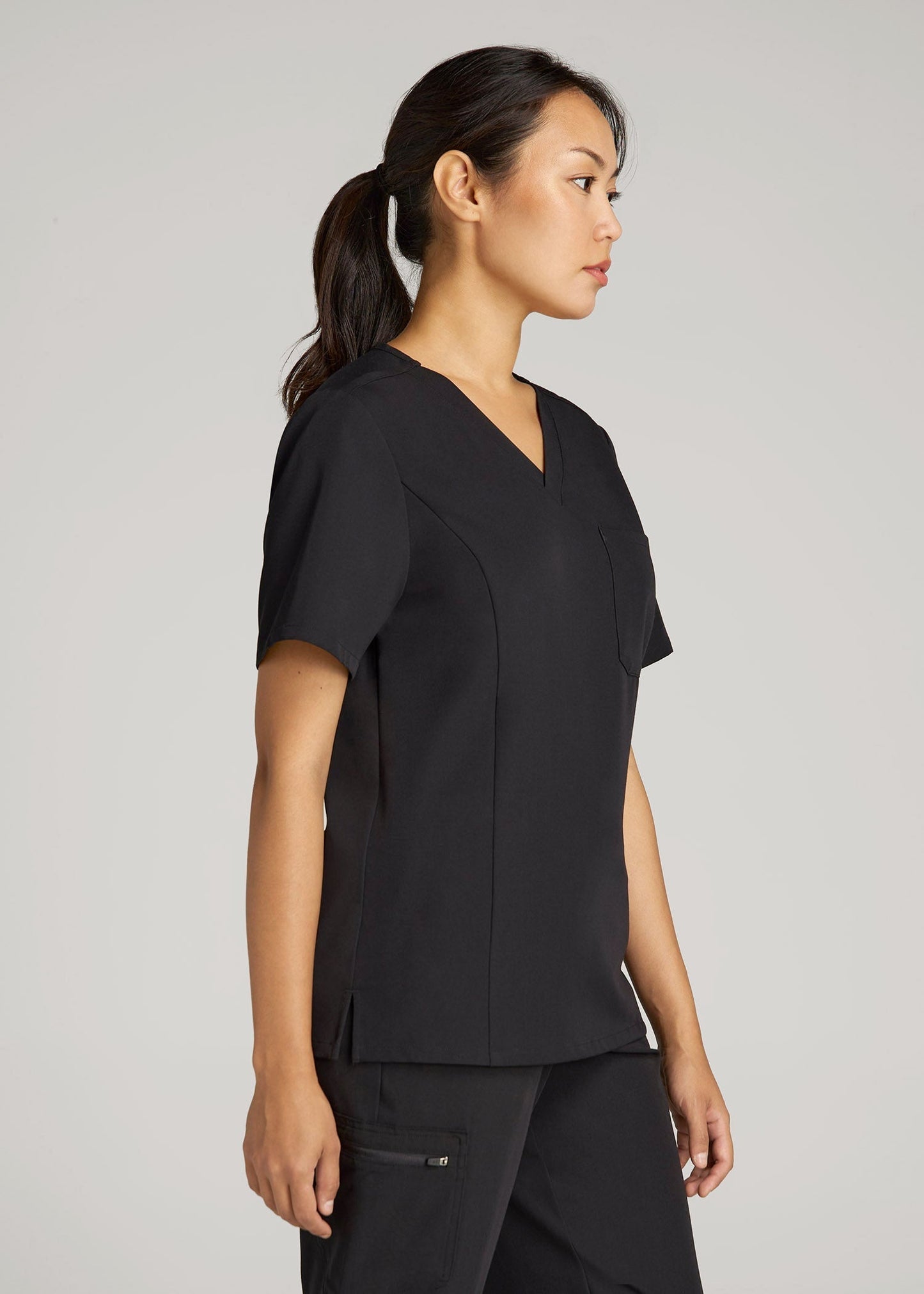 Short Sleeve V-Neck Scrub Top for Tall Women in Black