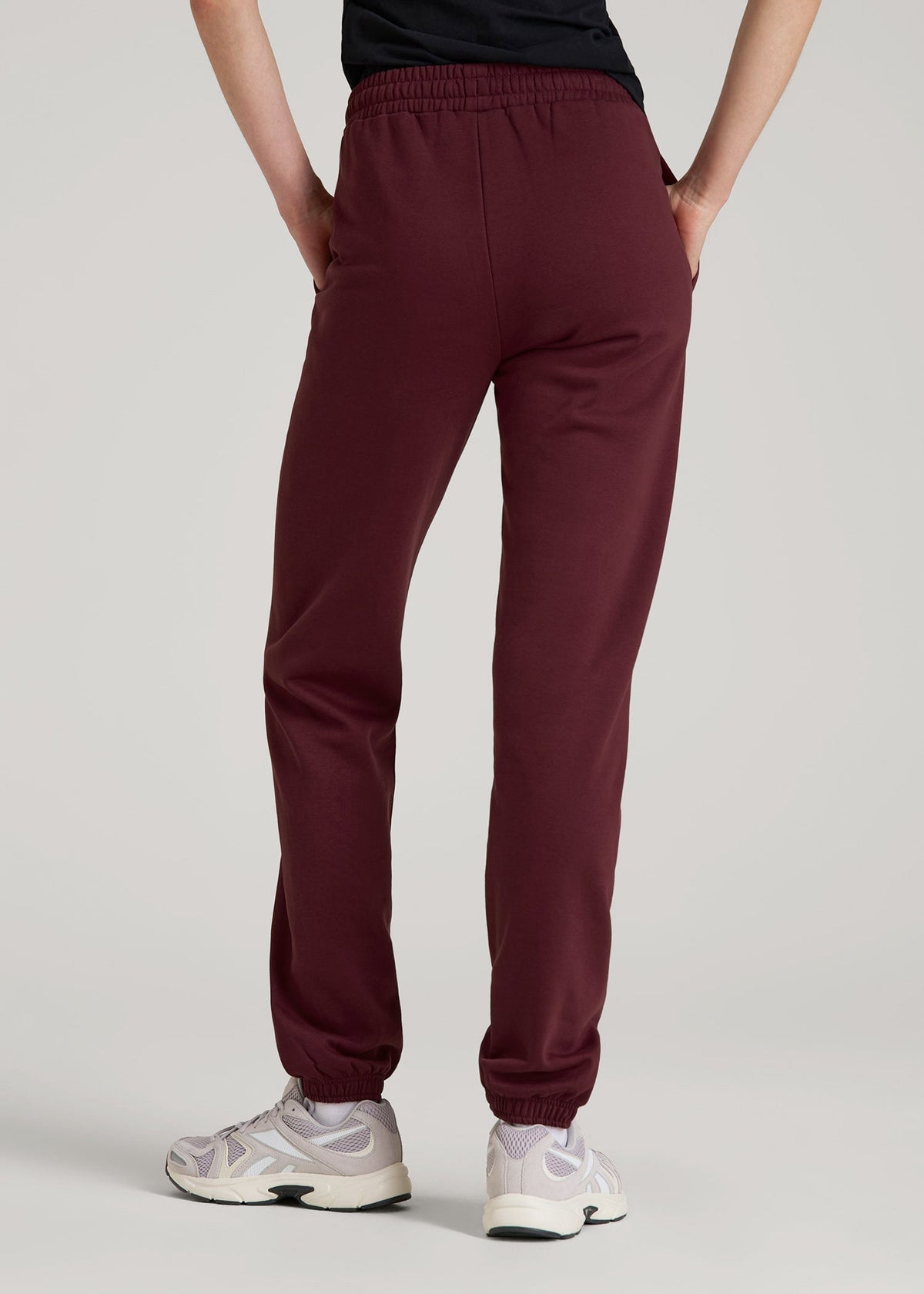 Wearever Fleece Relaxed Sweatpants for Tall Women in Tawny Port