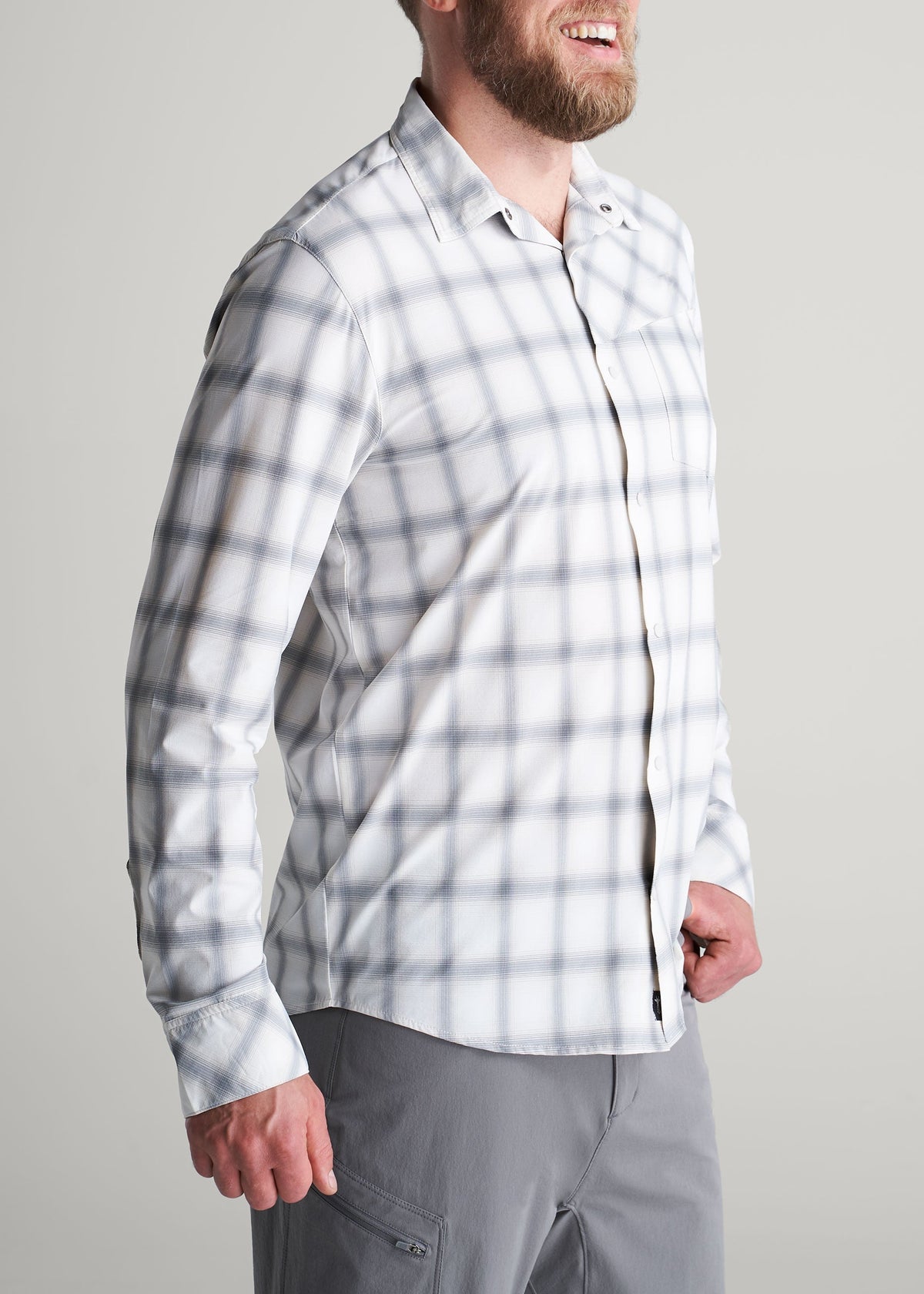 Ultra Lightweight Snap-Front Shirt for Tall Men in Birch Smoke