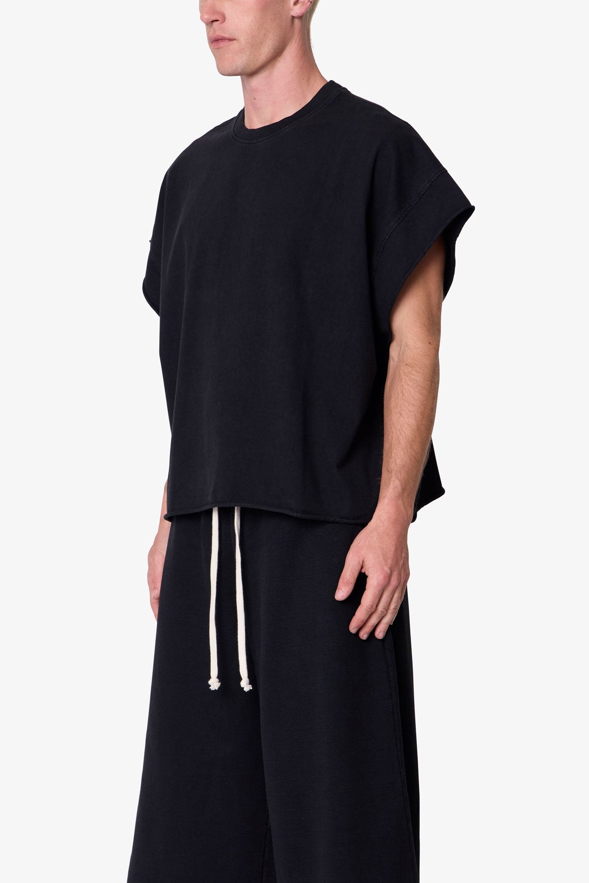 Cut Off Tee - Vintage Black