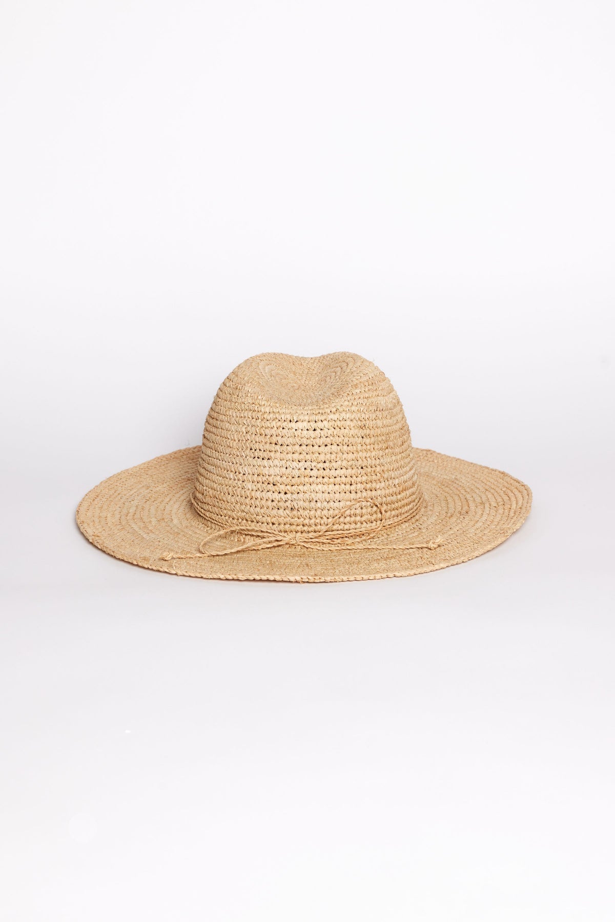AMELIA FEDORA