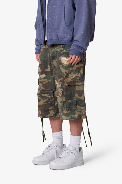 Distressed Baggy Cargo Shorts - Camo