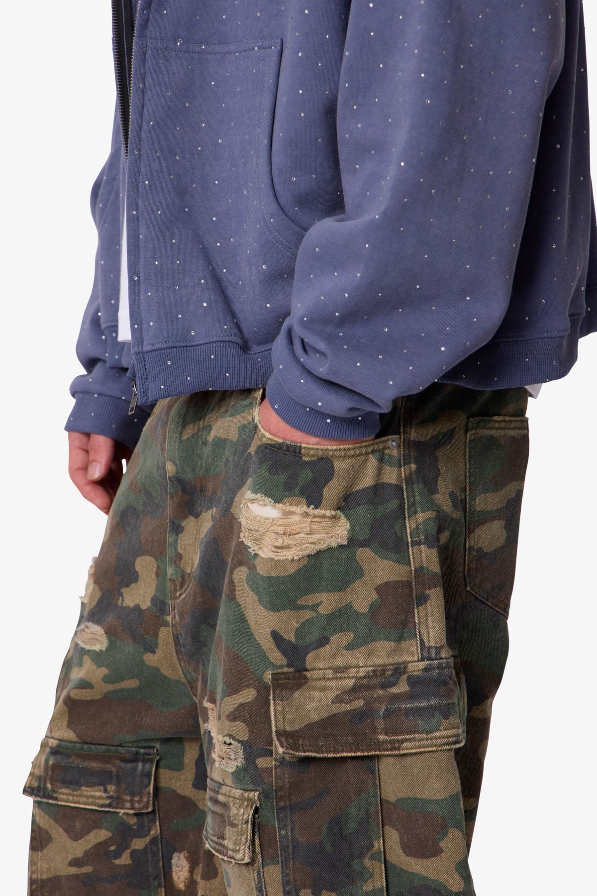 Distressed Baggy Cargo Shorts - Camo