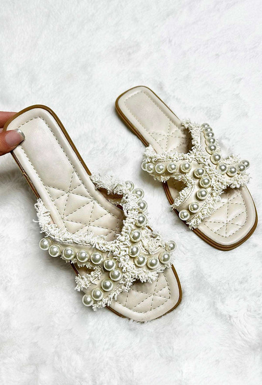 Beach Vacay Cream Pearl Embellished Sandals With Fringing Detail