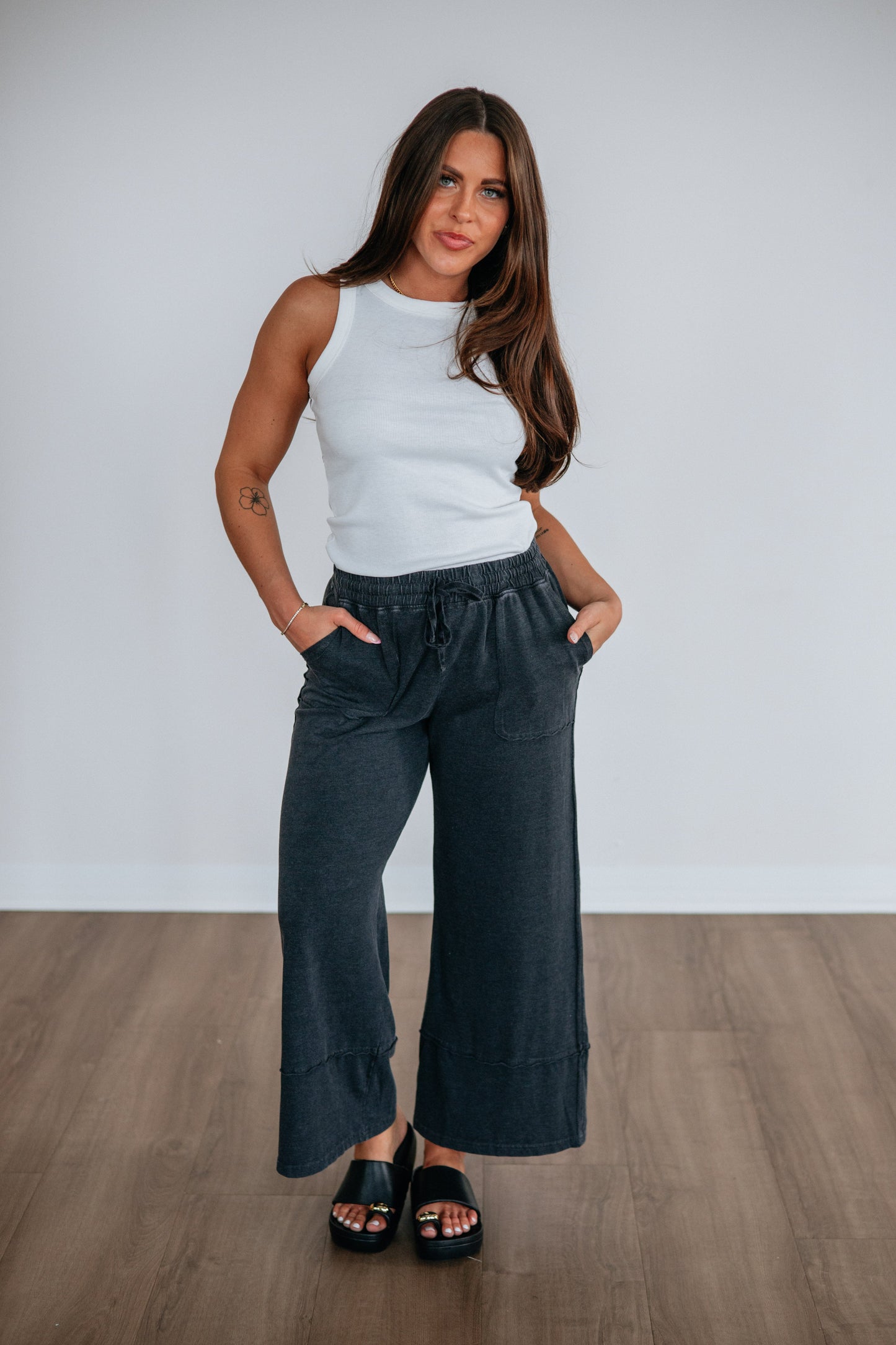 Zenia Wide Leg Pants