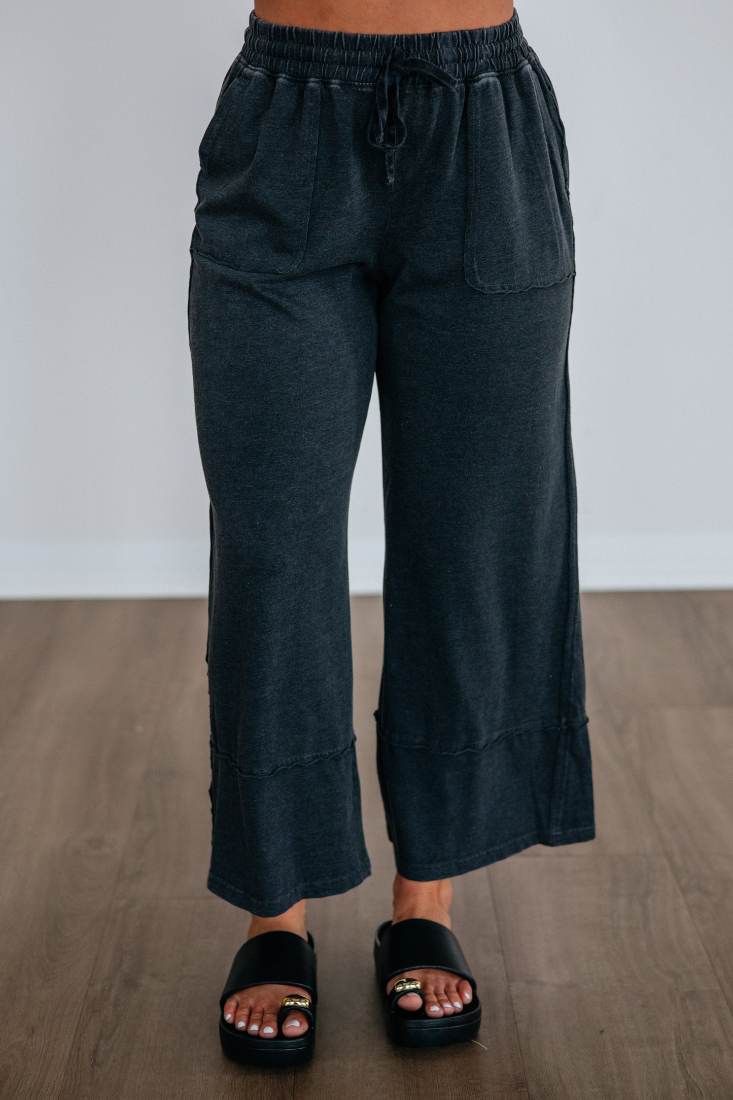 Zenia Wide Leg Pants