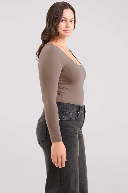 Long Sleeve Scoop Neck Bodysuit | Mocha