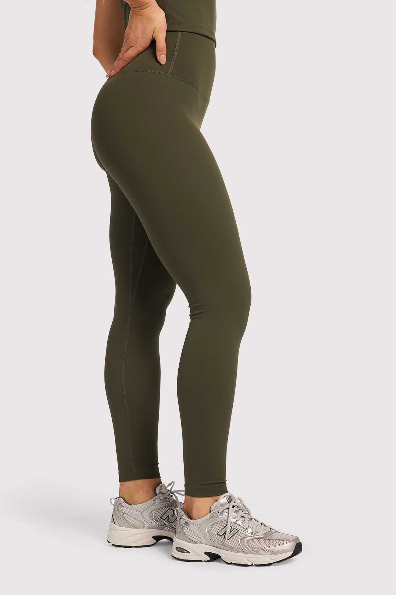 High-Waist Elevate Legging | Darkest Olive