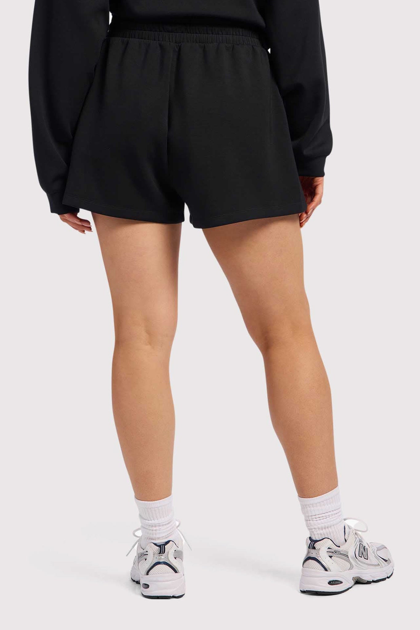 Soft Motion High-Rise Short | Black