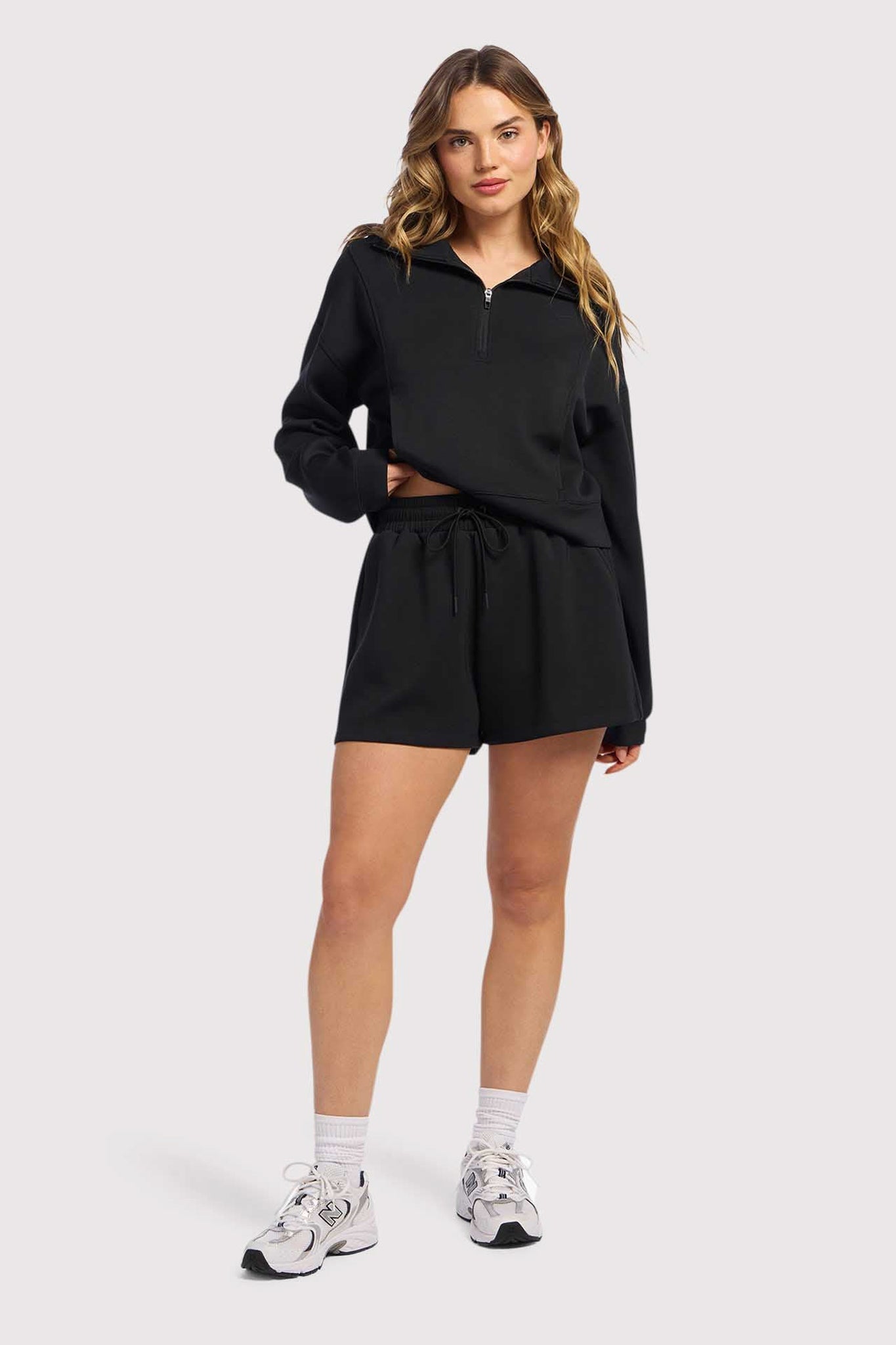 Soft Motion High-Rise Short | Black