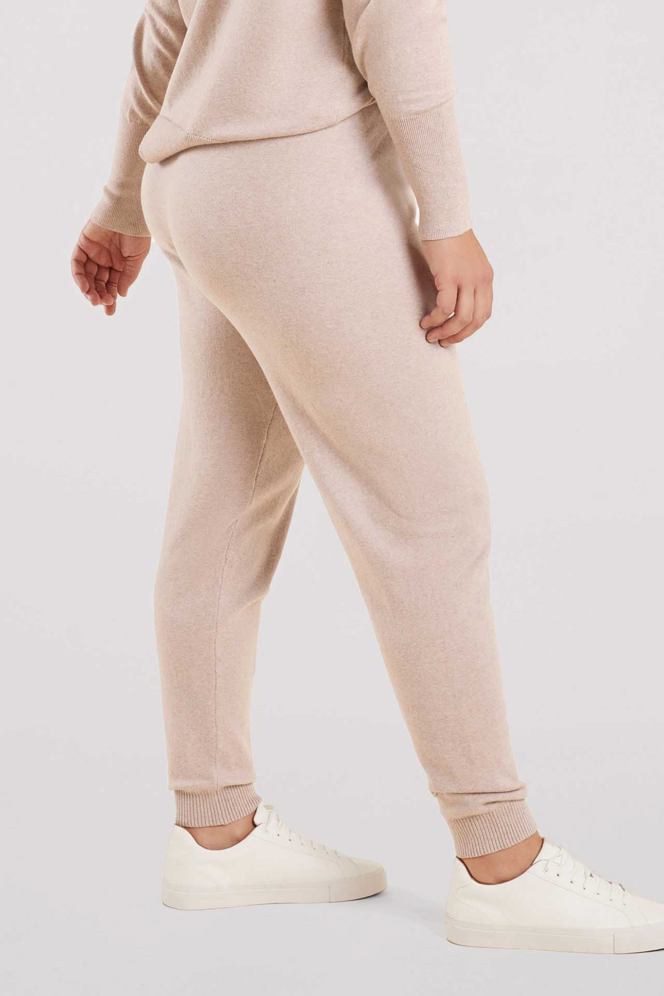 Luxe Knit Jogger | Doe