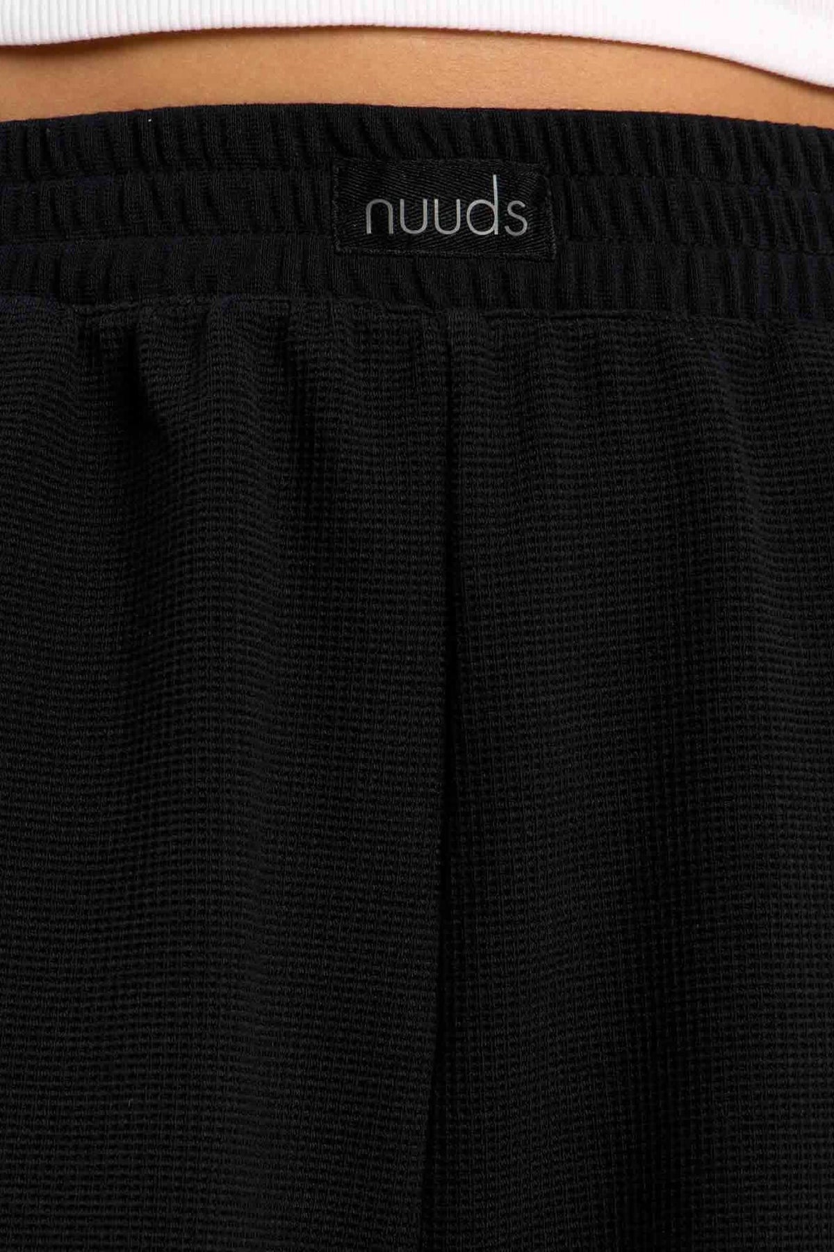 Performance Waffle Short | Black