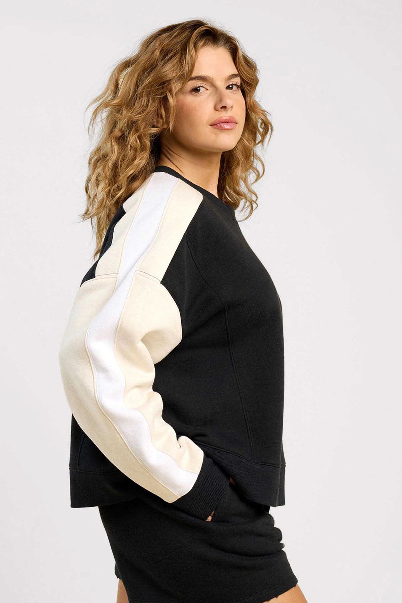 Vintage Fleece Sideline Crew | Black/Bone