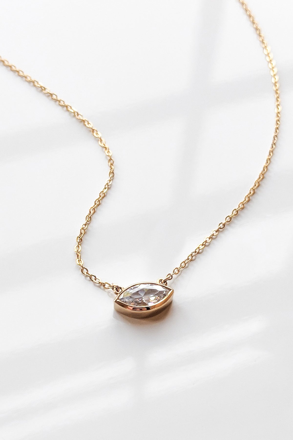 IRIS NECKLACE BY THATCH