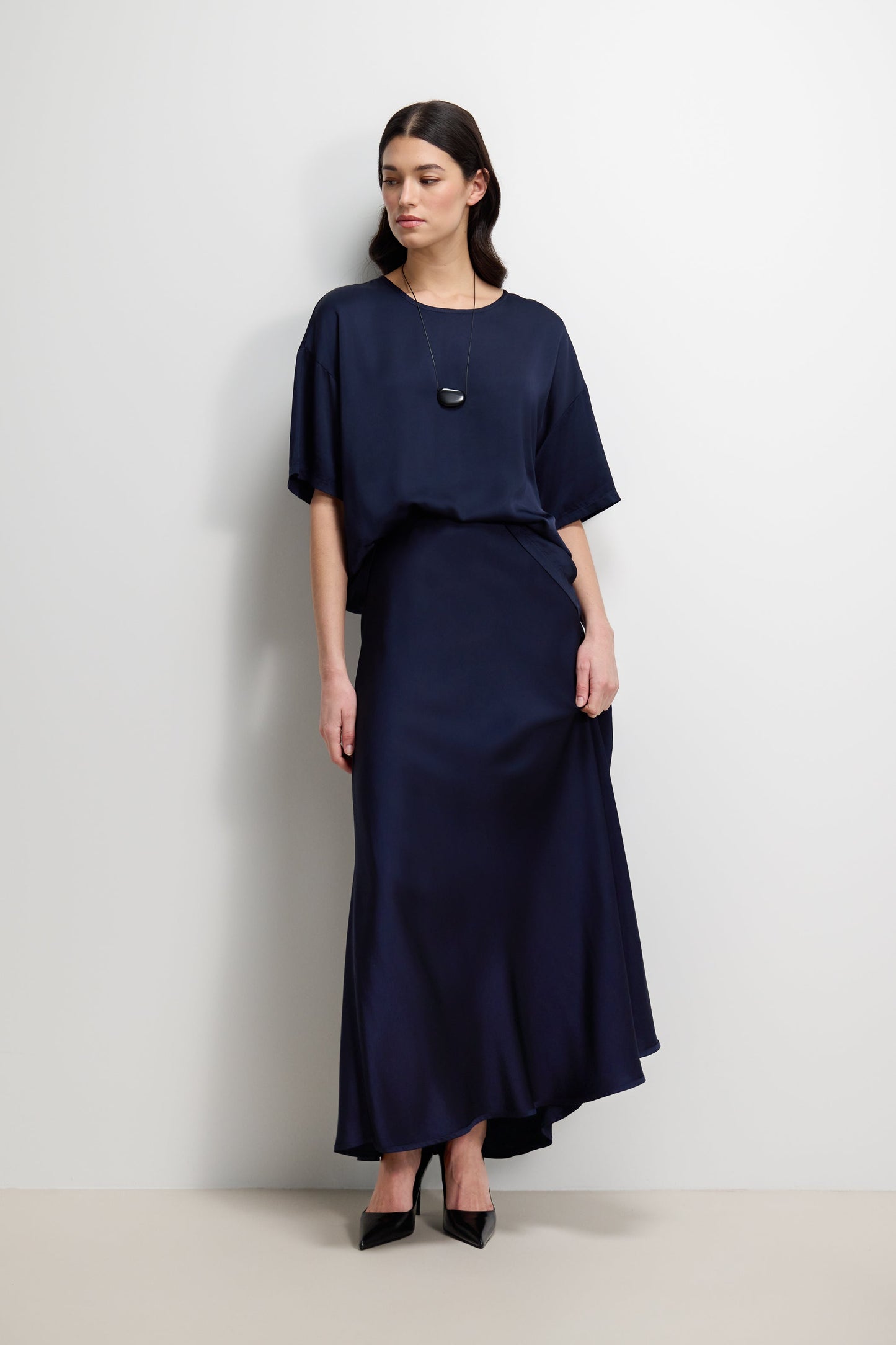 Mila Back Slit Satin Top | Navy