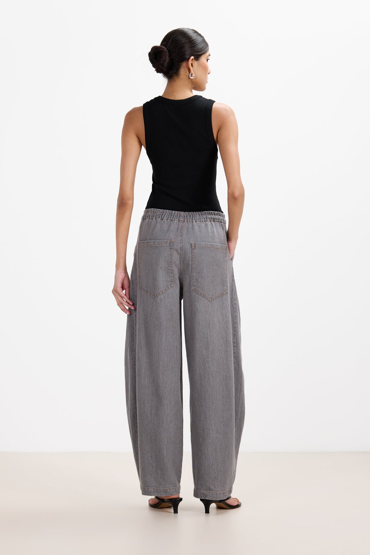 Juno Elastic Waist Barrel Jeans | Washed Grey