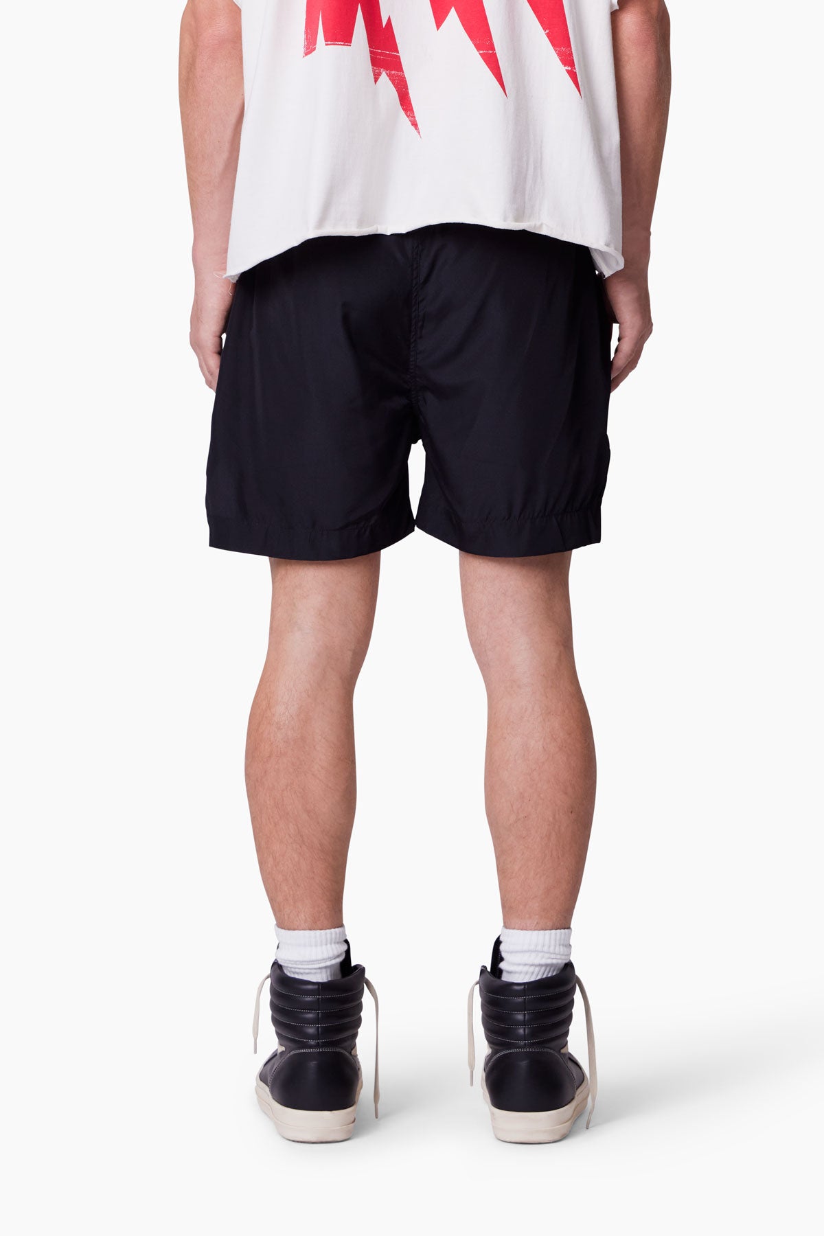 Lightweight Zippered Shorts - Black