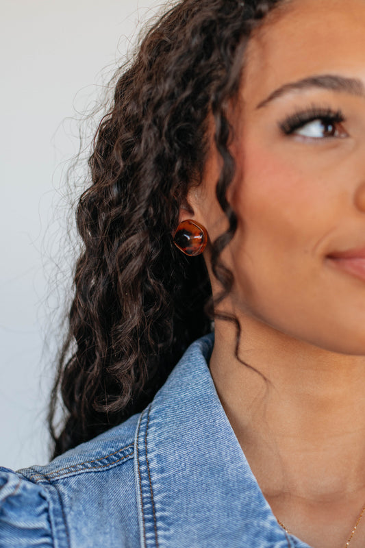Onelia Stud Earrings