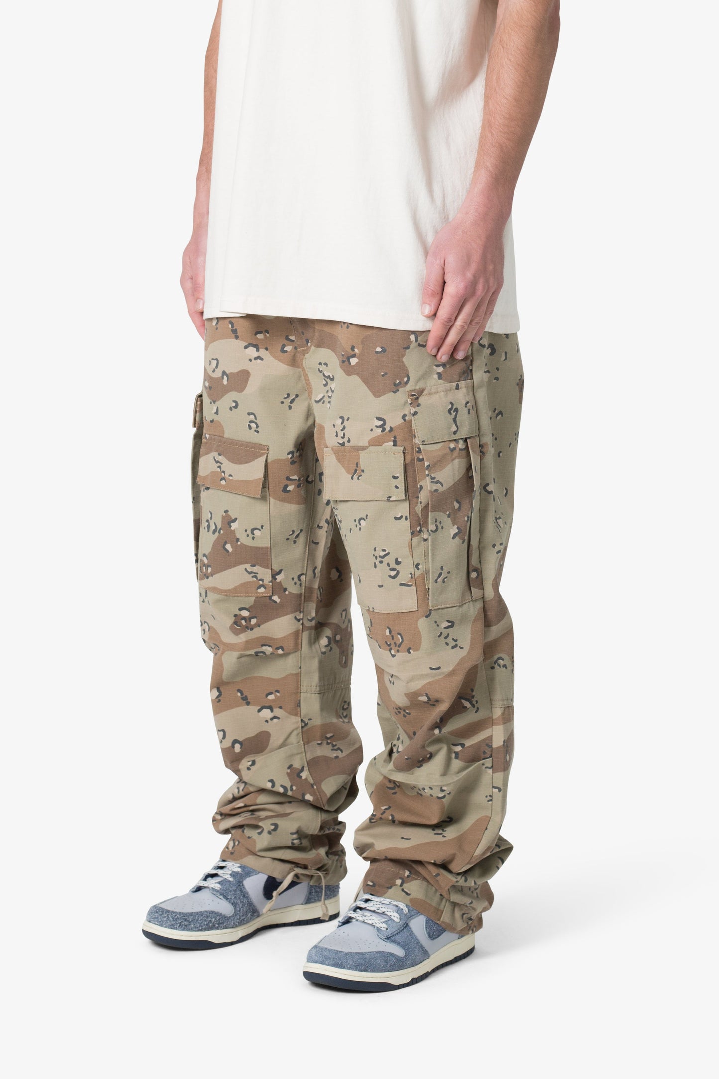 ULTRA BAGGY CAMO CARGO PANTS