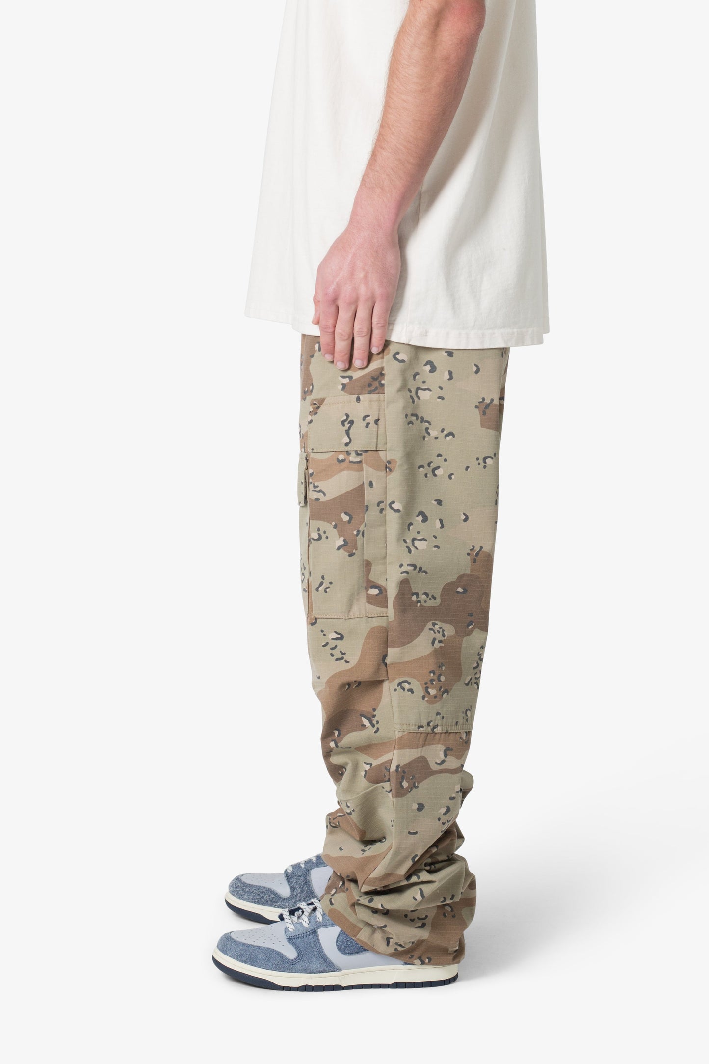 ULTRA BAGGY CAMO CARGO PANTS