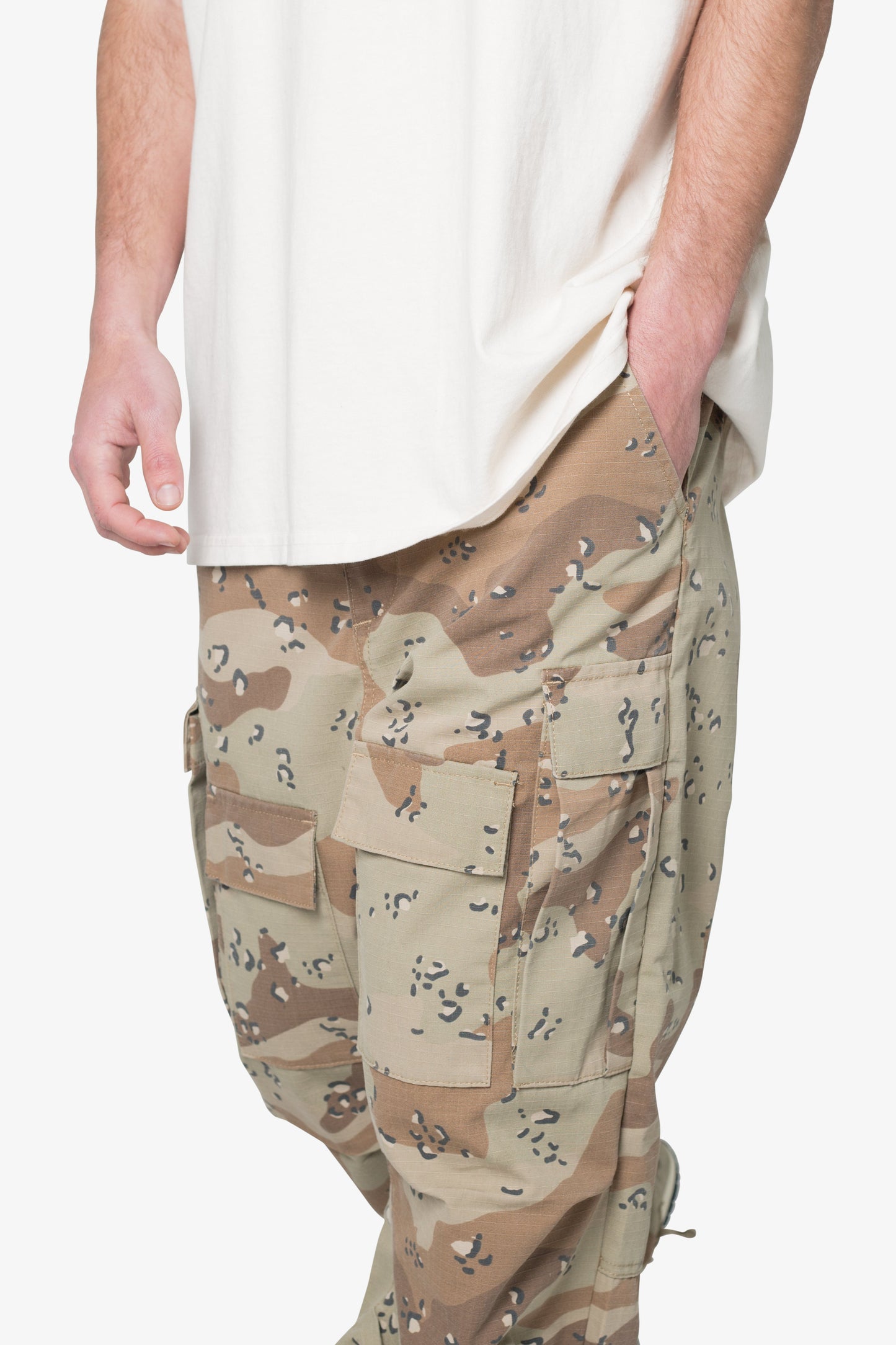 ULTRA BAGGY CAMO CARGO PANTS