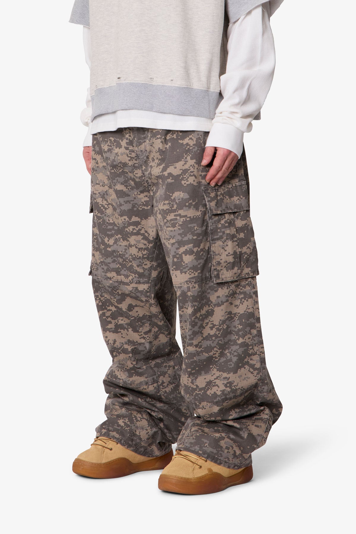 Ultra Baggy Mega Cargo Pants - Digi Camo