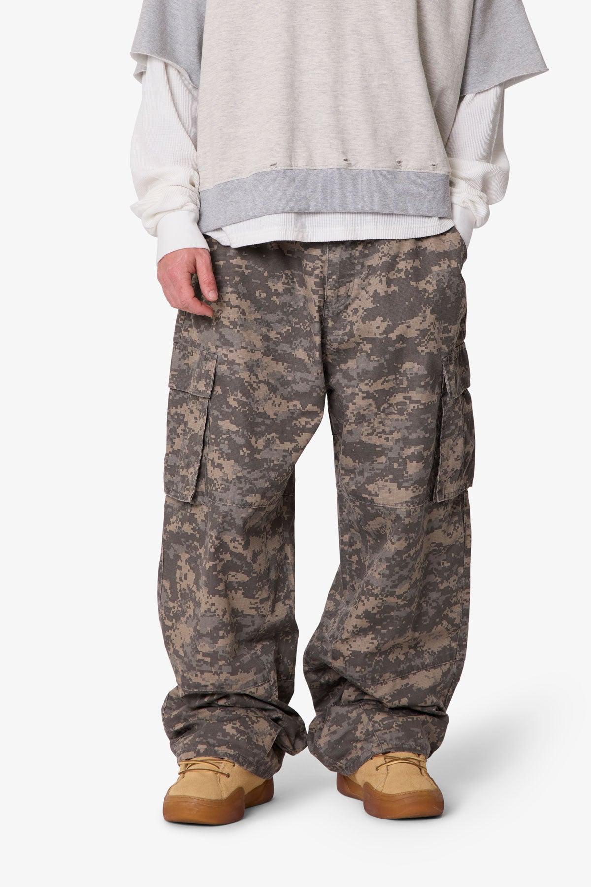 Ultra Baggy Mega Cargo Pants - Digi Camo