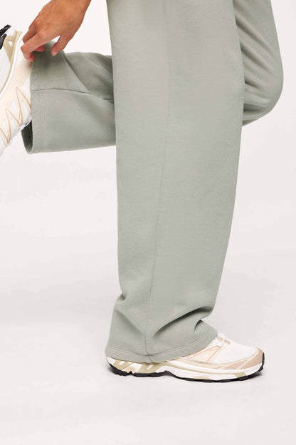 Core Fleece Wide Leg Sweatpant | Pistachio