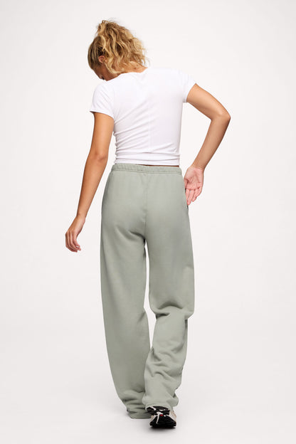 Core Fleece Wide Leg Sweatpant | Pistachio