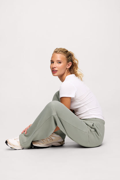 Core Fleece Wide Leg Sweatpant | Pistachio