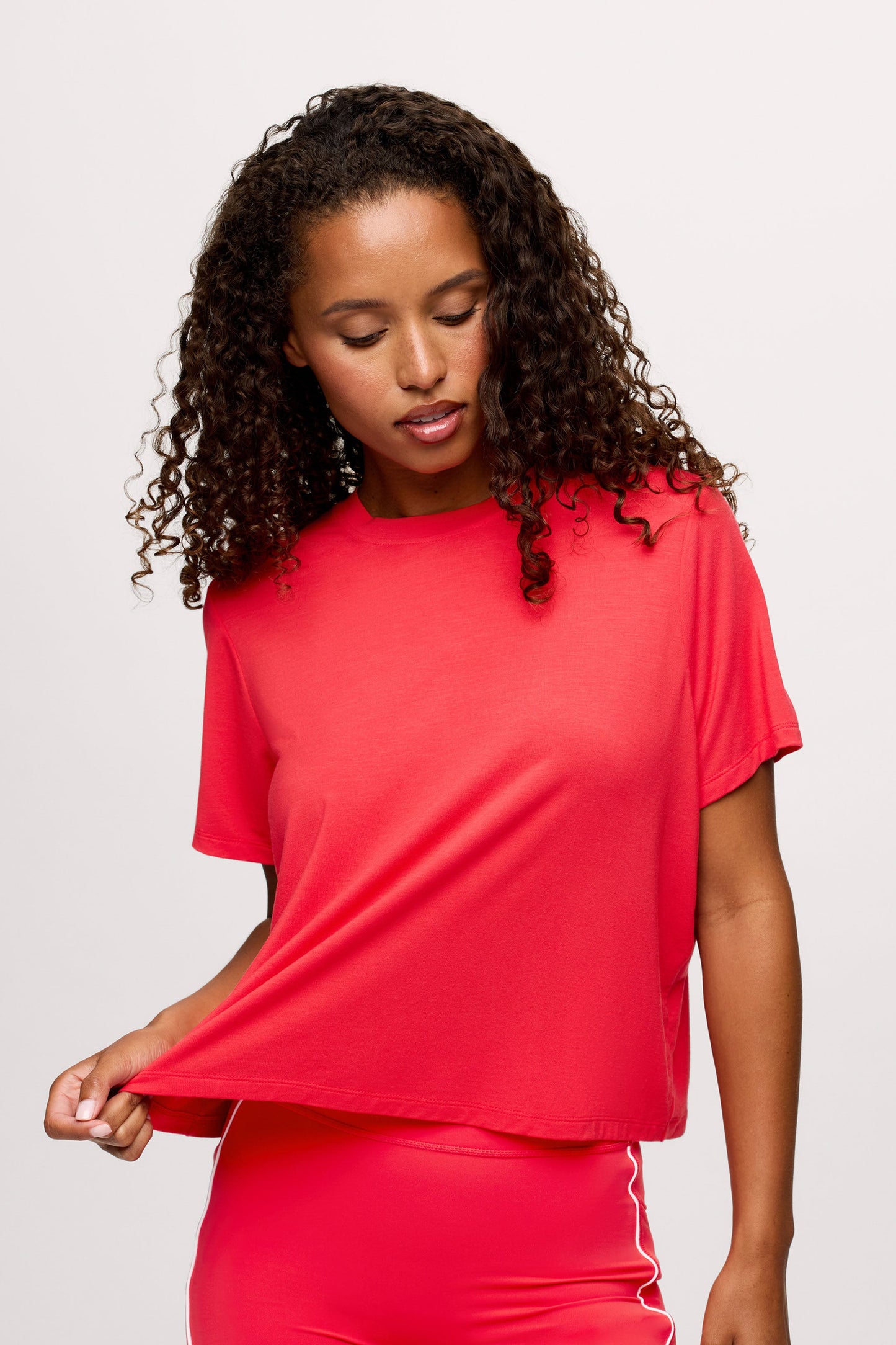 Featherweight Active Tee | Cayenne