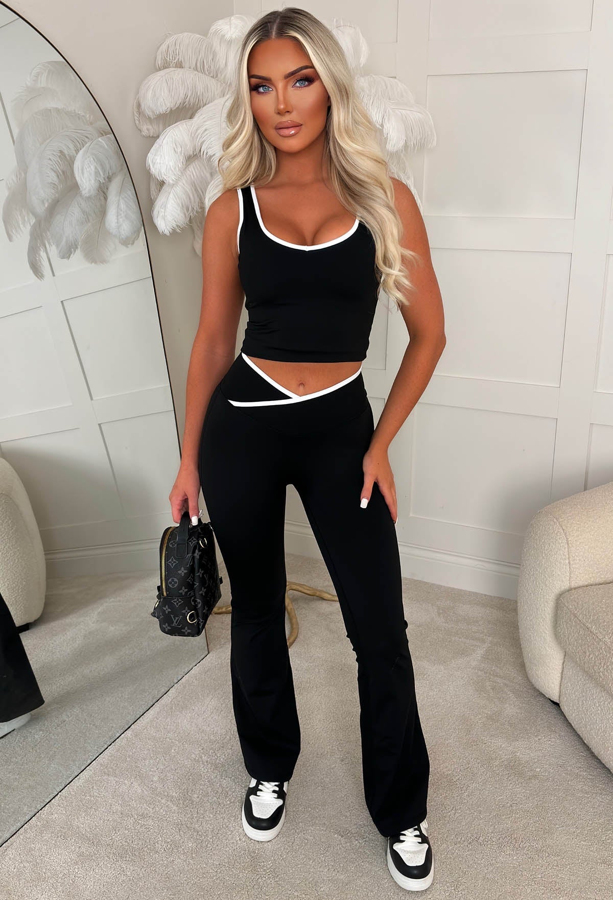 Effortless Cool Black Contrast Edge Activewear Set