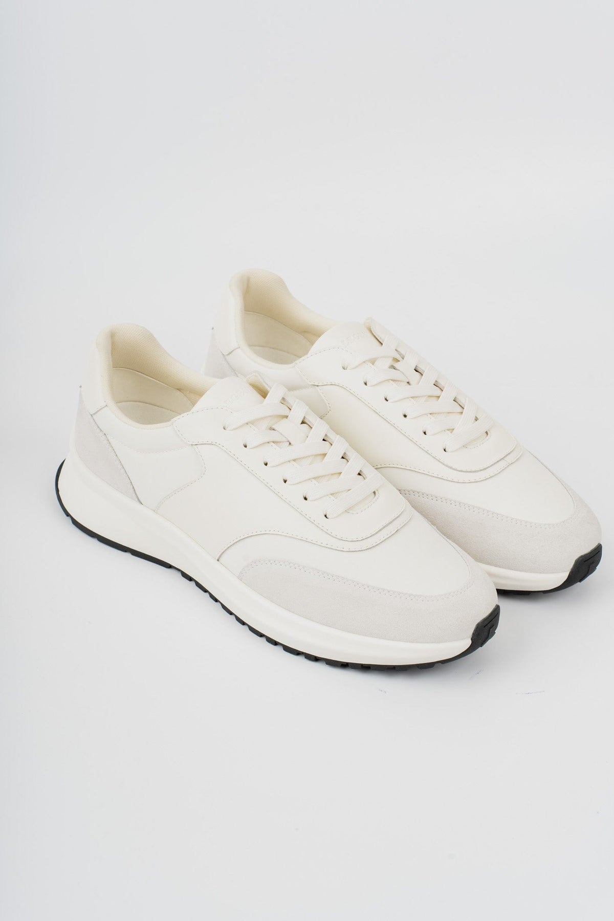 FORMA RUNNER - WHITE